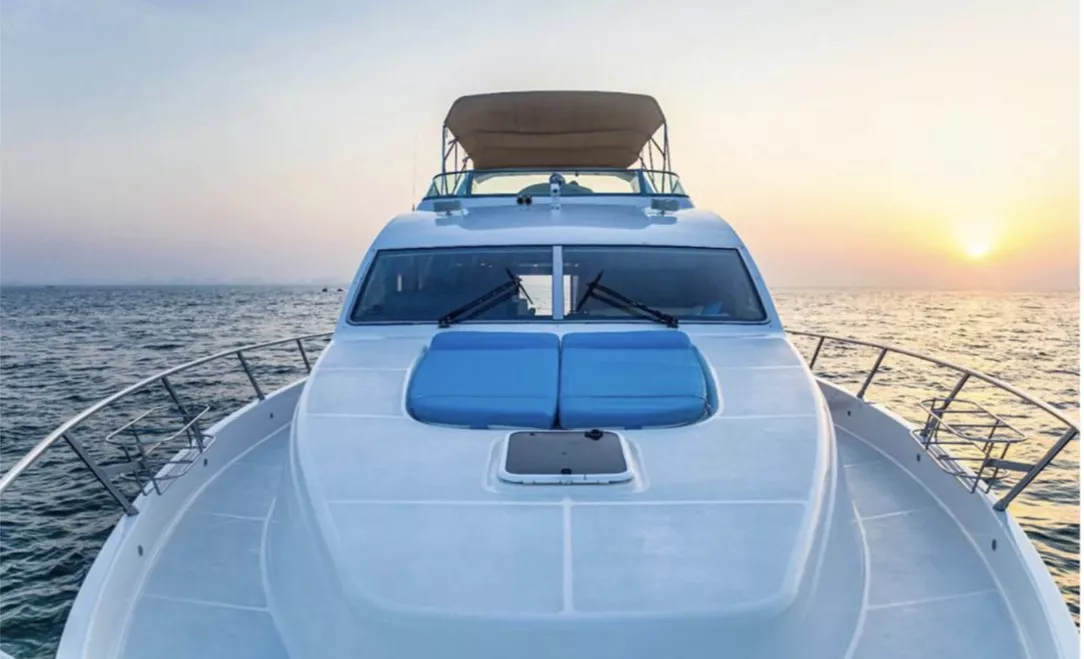 Rejs Jachtem Blue Moon 64FT